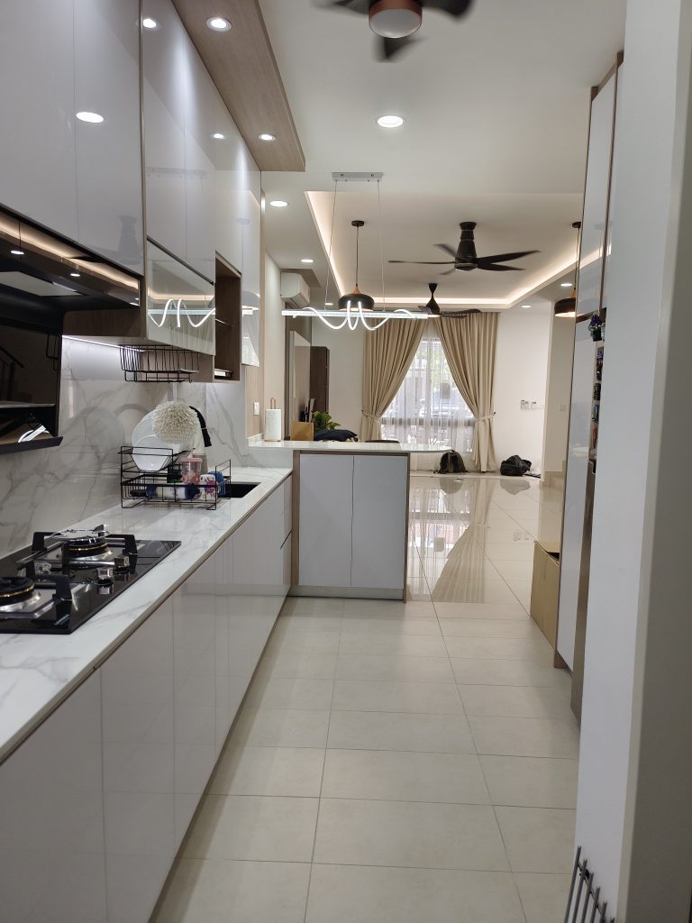 filter: 0; fileterIntensity: 0.0; filterMask: 0; captureOrientation: 90; module: photo;
hw-remosaic: false;
touch: (-1.0, -1.0);
modeInfo: ;
sceneMode: 7864320;
cct_value: 5093;
AI_Scene: (-1, -1);
aec_lux: 187.0;
aec_lux_index: 0;
hist255: 0.0;
hist252~255: 0.0;
hist0~15: 0.0;
albedo: ;
confidence: ;
motionLevel: 0;
weatherinfo: null;
temperature: 43;